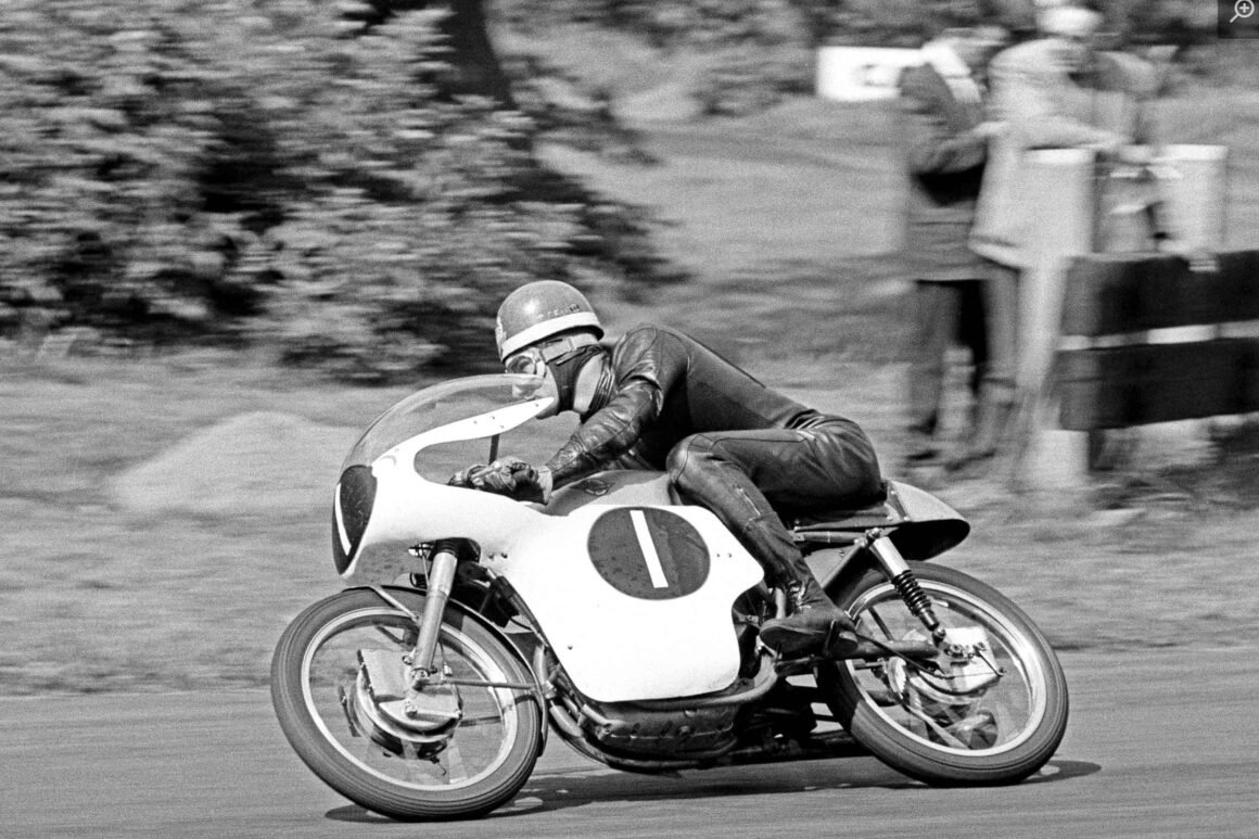Mike Hailwood 1235 Ducati