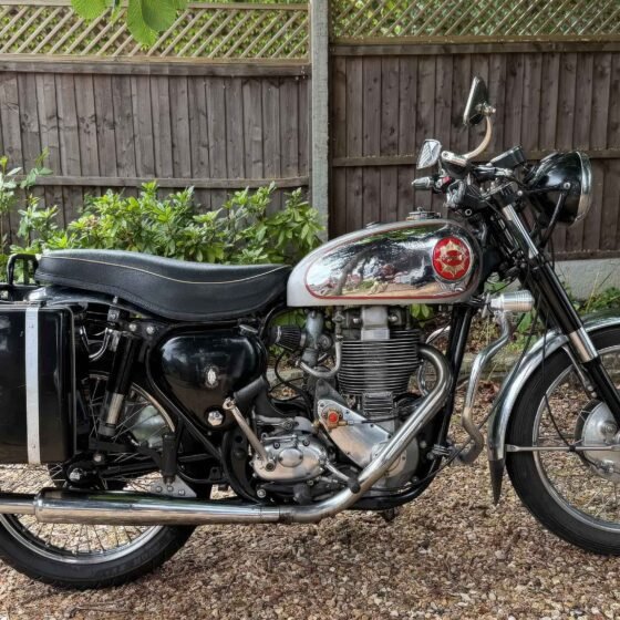 BSA DBD34 'Goldie' in touring spec